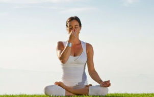 Hít thở là bước đầu cần học khi tập yoga