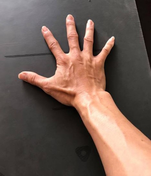 hướng dẫn dùng thảm yoga định tuyến