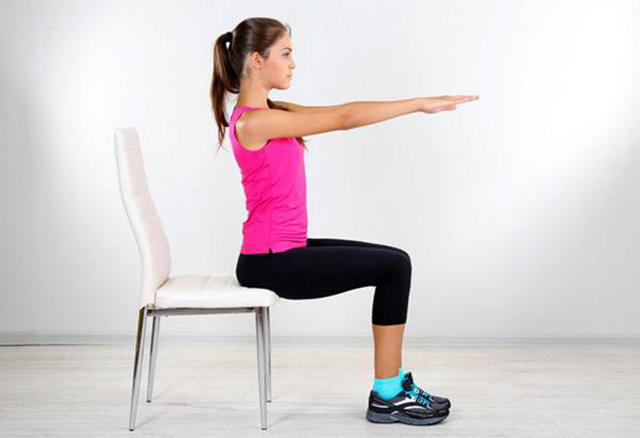 tu-the-cang-gian-lung-tren-ghe